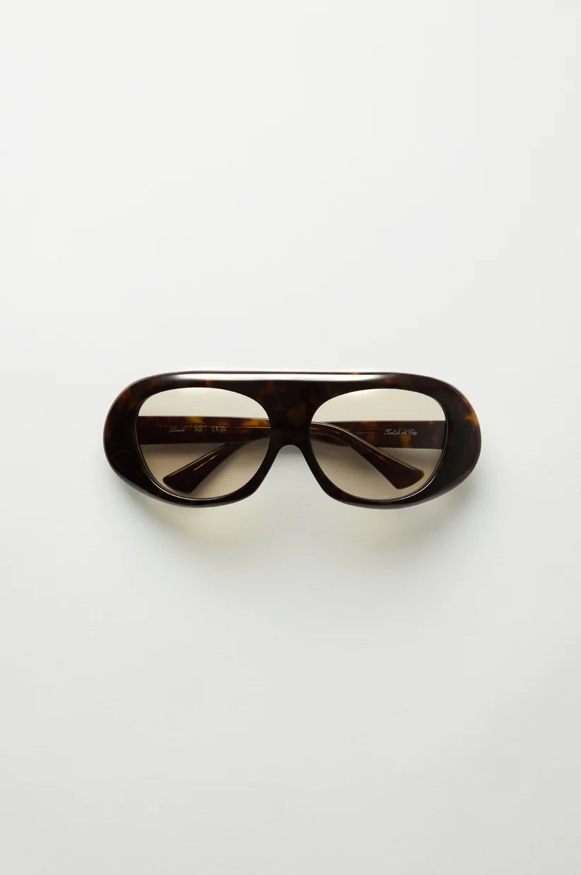 Cleo | Burnt Tort &amp; Smoke