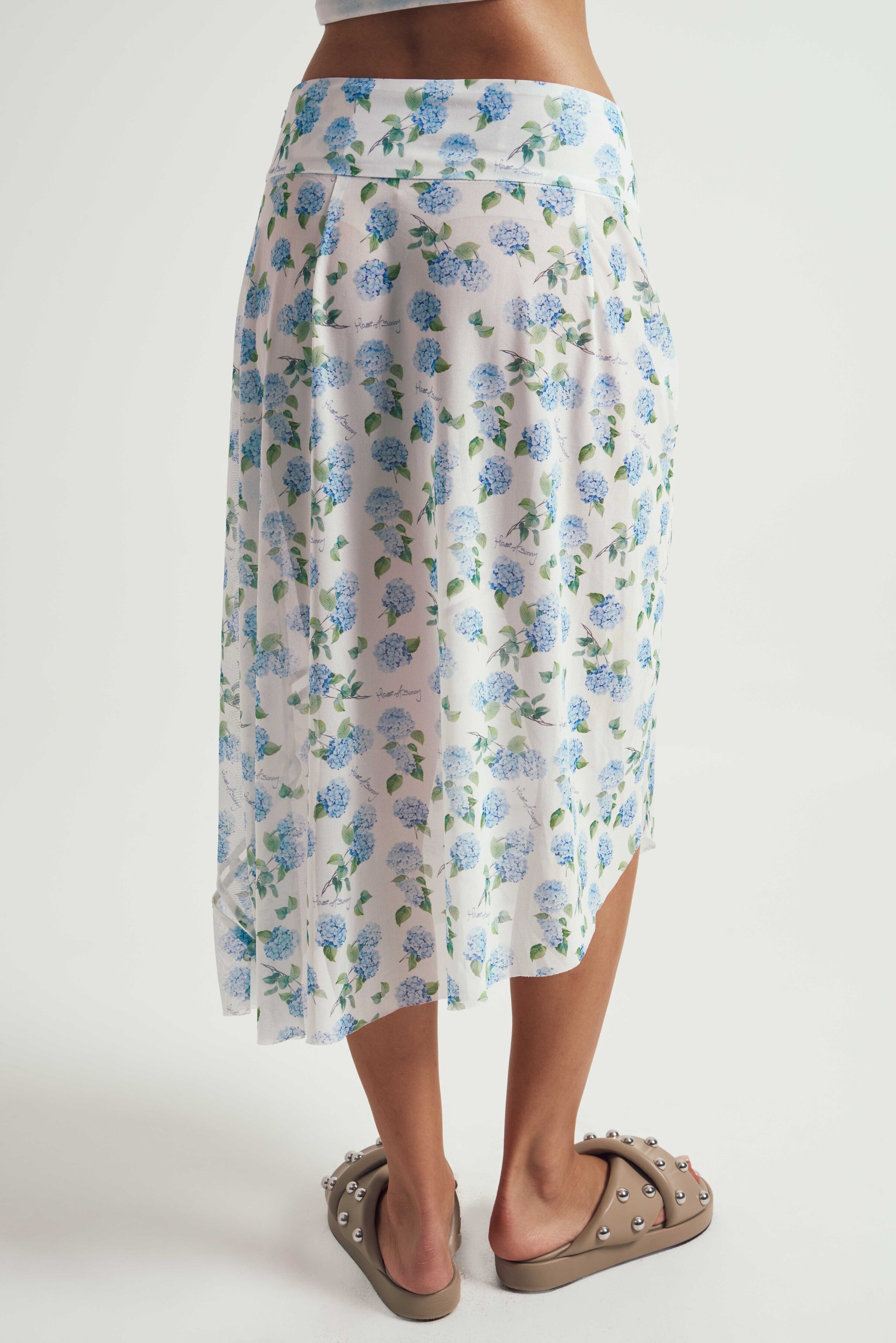 Hydrangea Asymmetric Mesh Skirt
