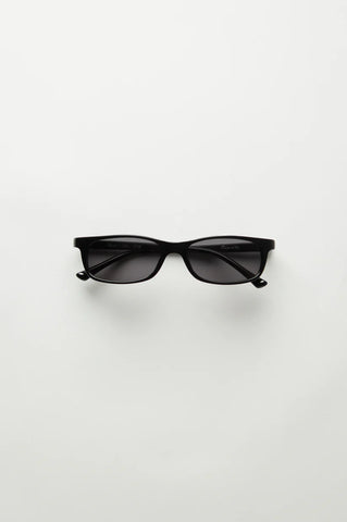 Suki | Black & Black