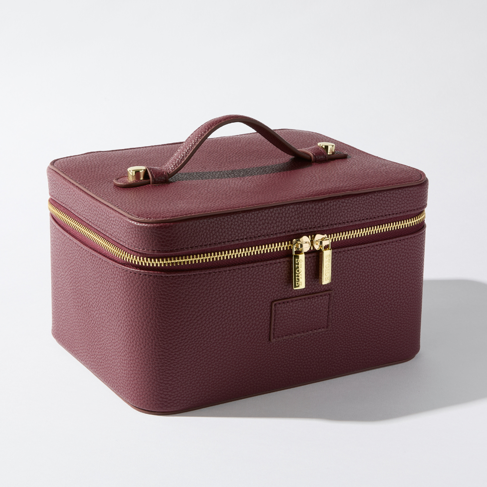 VANITY CASE